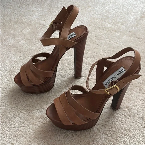 Steve Madden Brown Chunky Heel Sandals - Picture 3 of 12